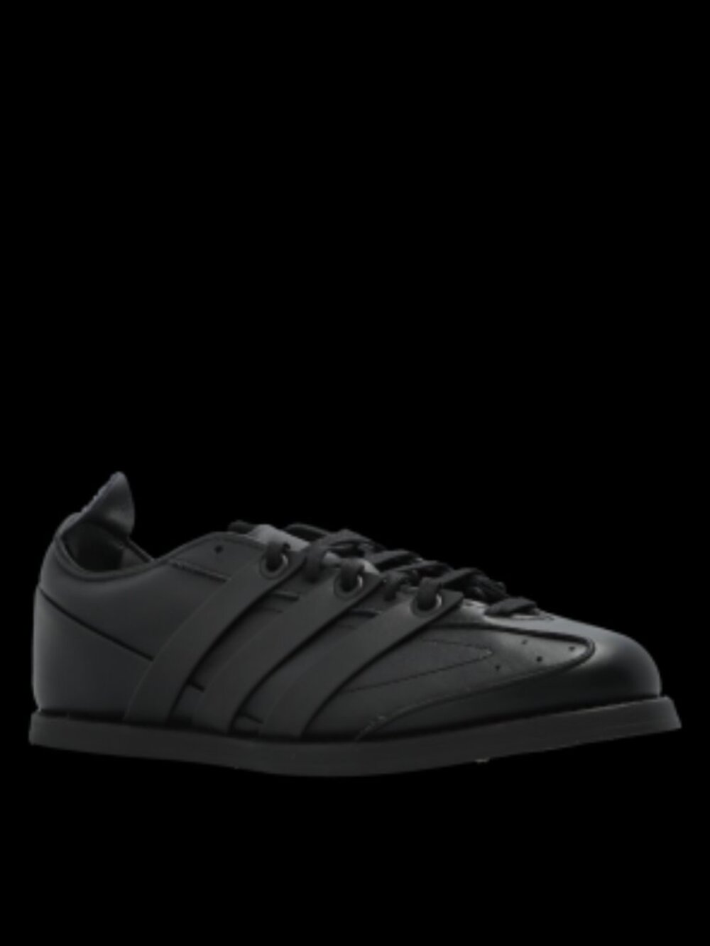 Adidas Entire Studios Ace. Brand new. Womens Size: 10 - 14.